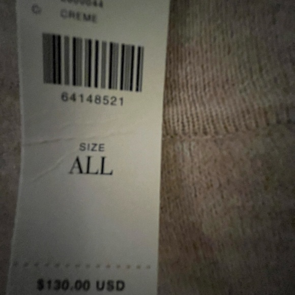 Anthropologie plaid poncho. Never been worn. One size fits all. - Picture 4 of 6